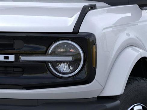 New 2026 Ford Bronco Outer Banks image 20