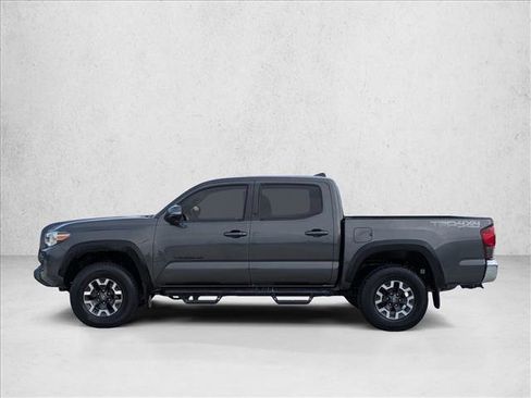 Used 2019 Toyota Tacoma TRD Off-Road image 9