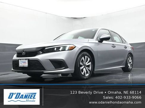 Used 2024 Honda Civic LX image 9