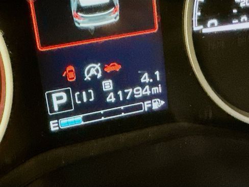 Used 2022 Subaru Forester Premium image 19