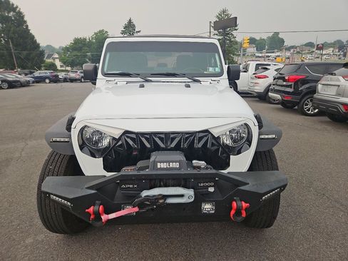 Used 2021 Jeep Gladiator Sport AWD/4WD image 10