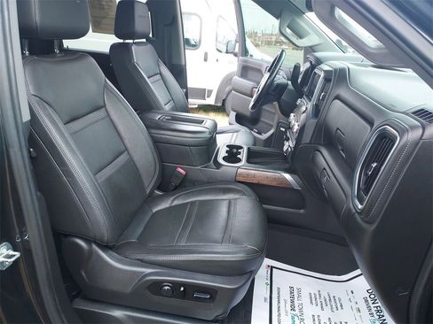 Used 2020 GMC Sierra 3500 Denali w/ Denali Ultimate Package image 31