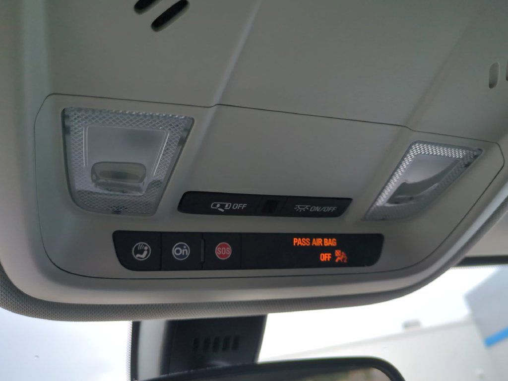Used 2020 Chevrolet Traverse LS FWD image 23