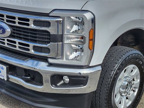 Used 2024 Ford F250 XLT w/ 360-Degree Camera Package image 8