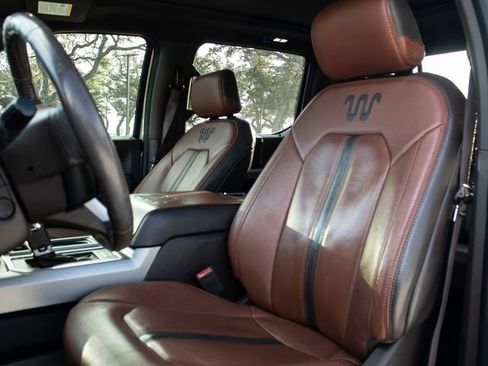 Used 2018 Ford F150 King Ranch w/ Equipment Group 601A Luxury image 5