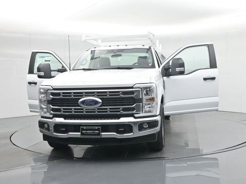 New 2025 Ford F350 XL w/ XL Chrome Package image 30