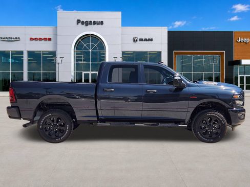 New 2026 RAM 2500 Tradesman AWD/4WD image 7