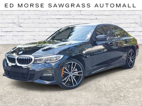 Used 2022 BMW 330e w/ M Sport Package image 1