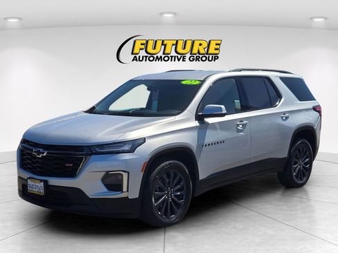 Used 2022 Chevrolet Traverse RS FWD image 8