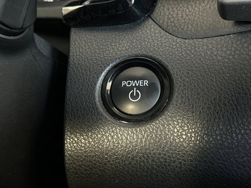 Used 2025 Toyota Camry LE image 19