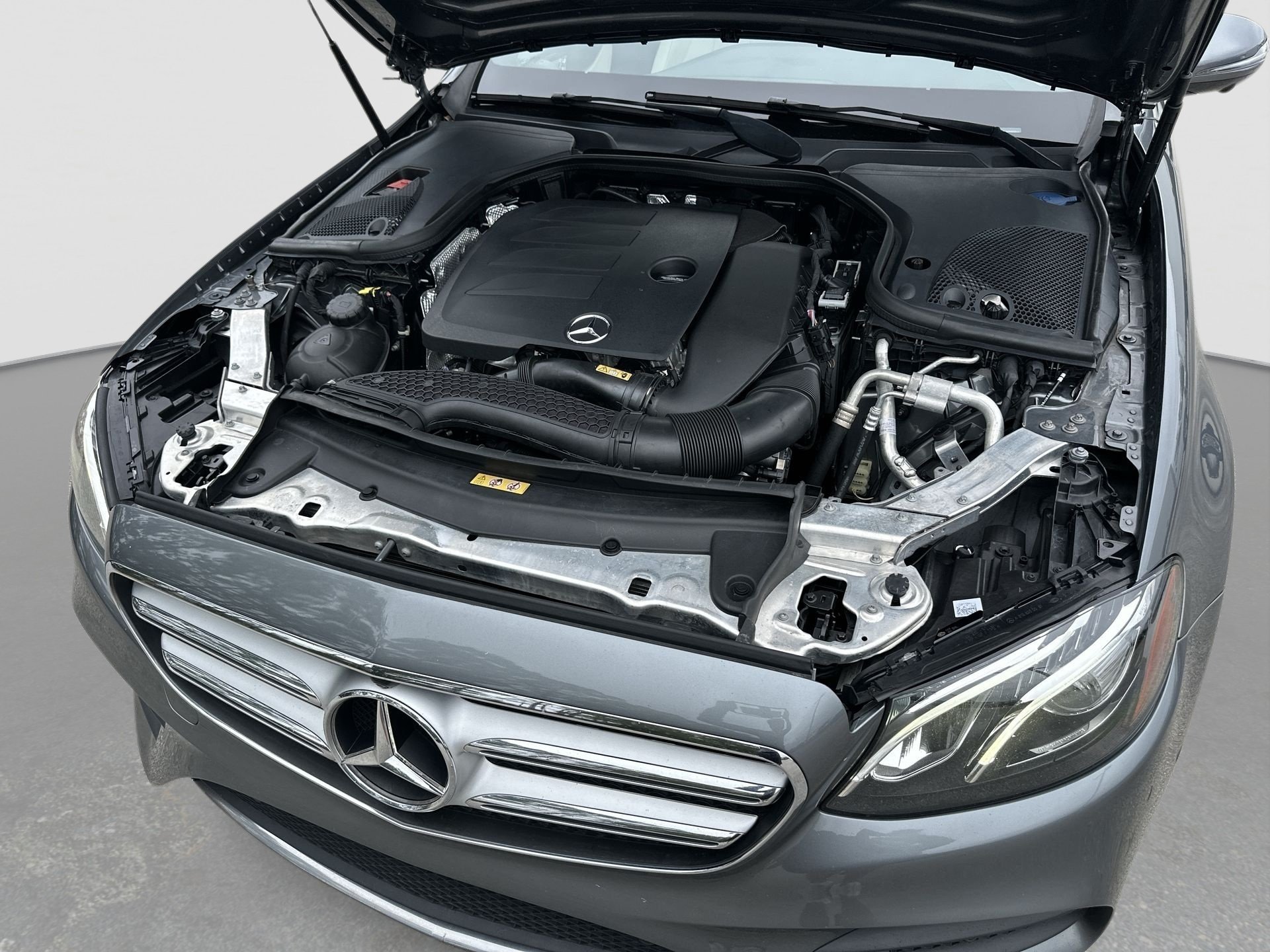 Used 2020 Mercedes-Benz E 350 Sedan image 30