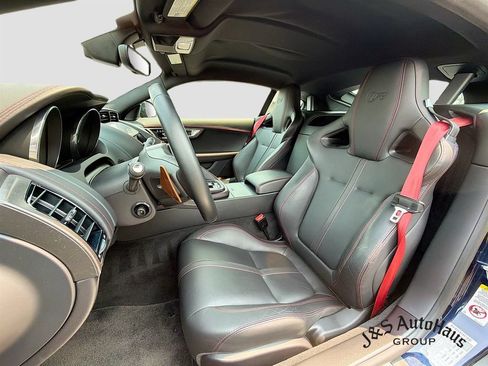 Used 2015 Jaguar F-TYPE R RWD image 11