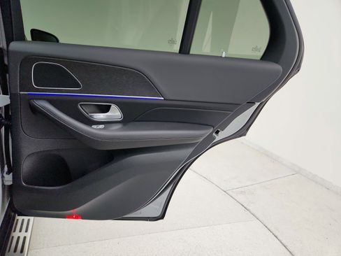 Certified 2025 Mercedes-Benz GLE 350 4MATIC image 28