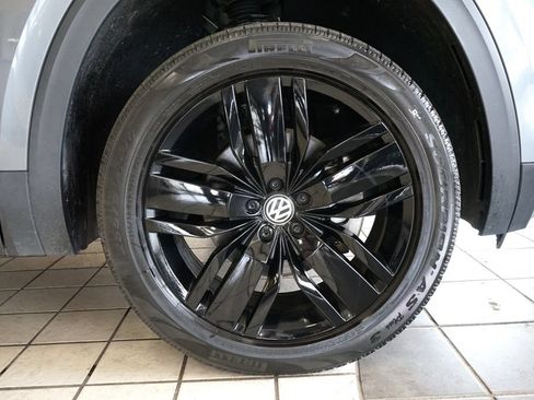 Used 2018 Volkswagen Atlas SEL AWD/4WD image 56