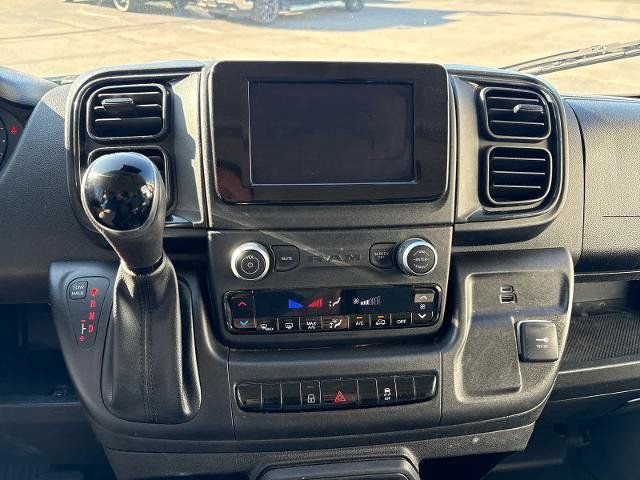Used 2025 RAM ProMaster 2500 w/ Convenience Group FWD image 20