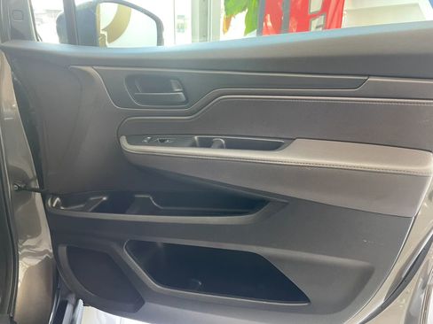 Used 2023 Honda Odyssey EX-L image 24