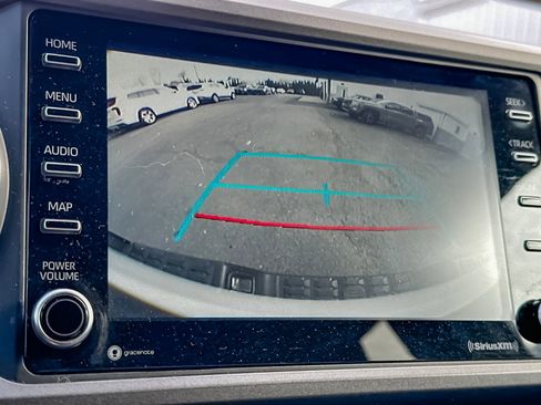 Used 2020 Toyota Tacoma TRD Off-Road w/ Technology Package image 17