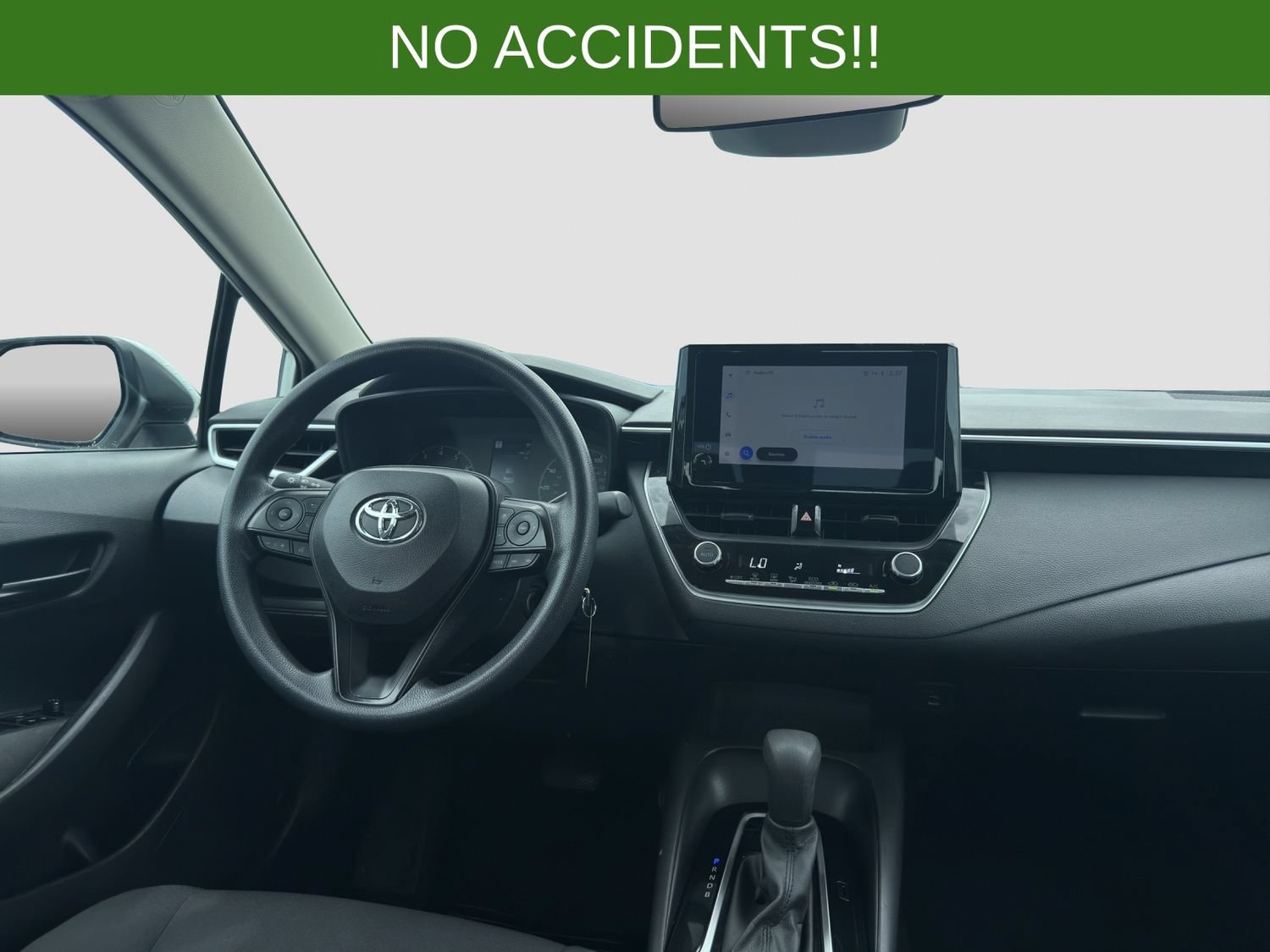 Used 2024 Toyota Corolla LE FWD image 28