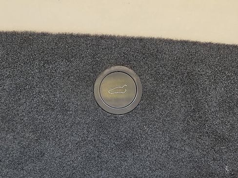 Used 2022 Tesla Model X AWD/4WD image 13