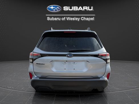 Used 2026 Subaru Forester Premium AWD/4WD image 6