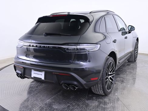Used 2026 Porsche Macan AWD/4WD image 7