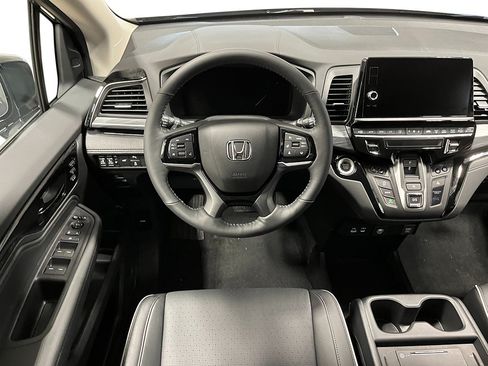 New 2026 Honda Odyssey Elite image 17