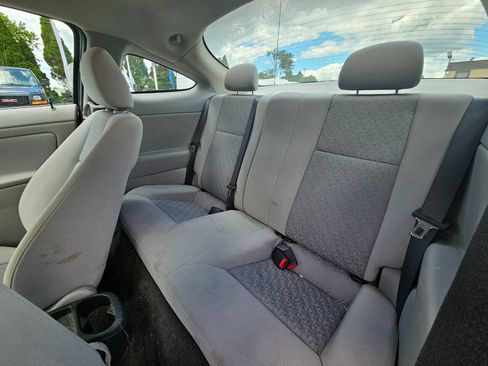 Used 2007 Chevrolet Cobalt LS w/ Enhanced Safety Package FWD image 9