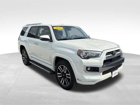 Used 2023 Toyota 4Runner Limited AWD/4WD image 8