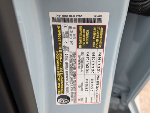 Used 2025 Volkswagen Taos SE FWD image 39