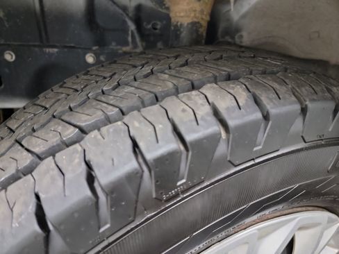 Used 2018 Ford Transit 250 130 Low Roof w/ Exterior Upgrade Package image 30