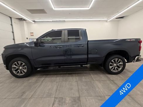 Used 2022 Chevrolet Silverado 1500 LT AWD/4WD image 2