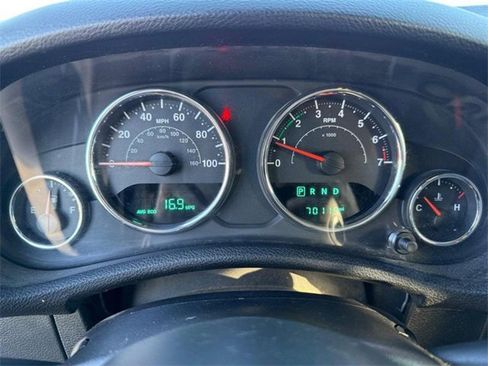 Used 2018 Jeep Wrangler Unlimited Sport S image 28