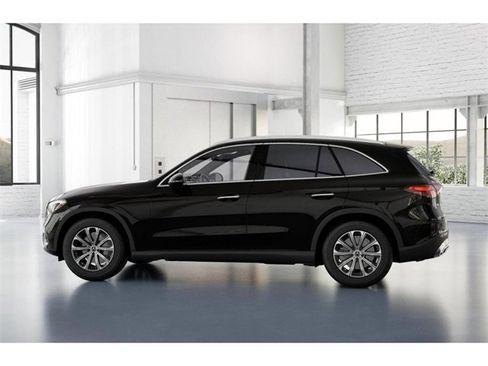 New 2025 Mercedes-Benz GLC 300 4MATIC image 33