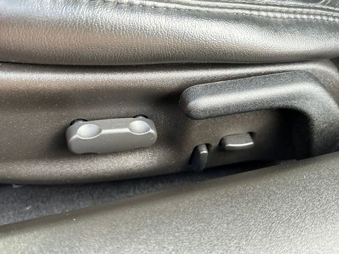 Used 2006 Chevrolet Corvette Base w/ Preferred Equipment Group image 19