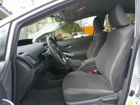 Used 2011 Toyota Prius Two image 12