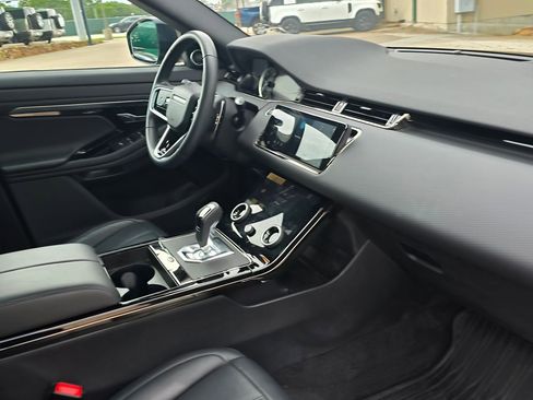 Used 2023 Land Rover Range Rover Evoque R-Dynamic S image 12