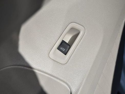 New 2026 Volkswagen Atlas SEL Premium R-Line image 9