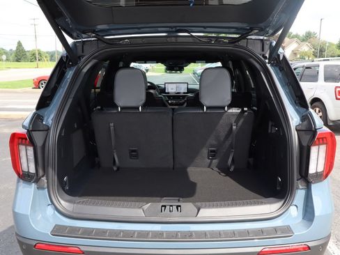 New 2026 Ford Explorer ST-Line w/ ST-Line Street Pack AWD/4WD image 32