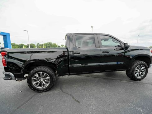 Used 2024 Chevrolet Silverado 1500 LT AWD/4WD image 6