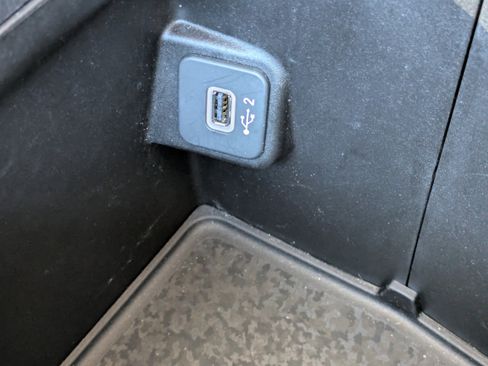 Used 2022 Jeep Wrangler Sport S image 29