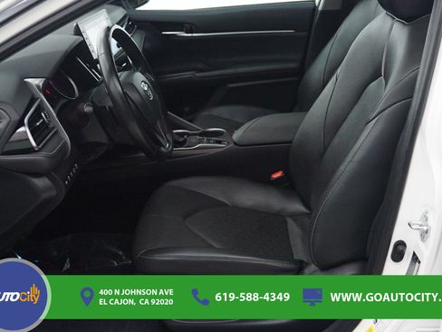 Used 2022 Toyota Camry XSE w/ Navigation Package FWD image 9