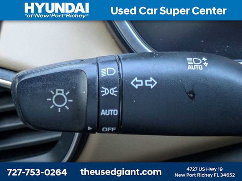 Certified 2022 Hyundai Santa Fe Calligraphy image 43