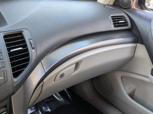 Used 2011 Acura TSX Sedan image 35