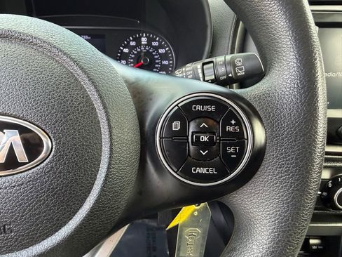 Used 2021 Kia Soul LX image 21
