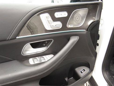 Used 2023 Mercedes-Benz GLS 63 AMG 4MATIC image 10