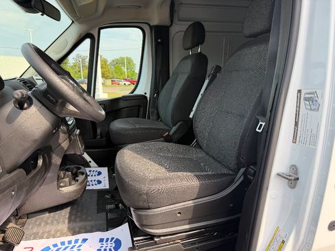 Used 2023 RAM ProMaster 2500 FWD image 25