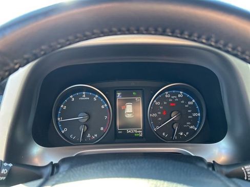 Used 2018 Toyota RAV4 XLE image 22