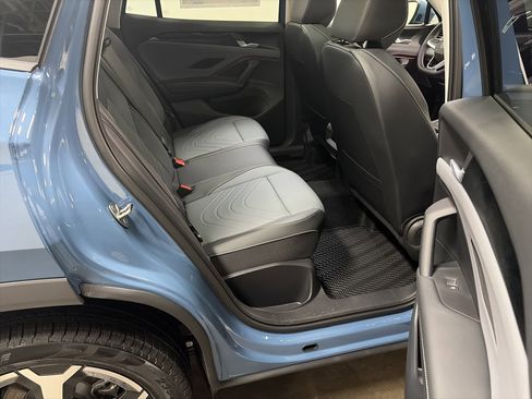 New 2026 Volkswagen Tiguan SE image 31