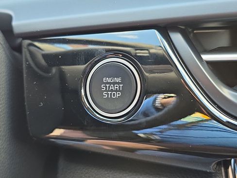 New 2026 Kia Seltos S FWD image 26