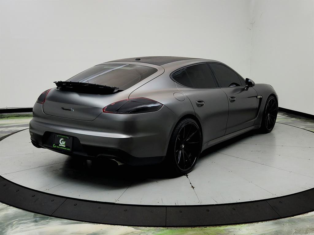 Used 2014 Porsche Panamera 4 AWD/4WD image 5